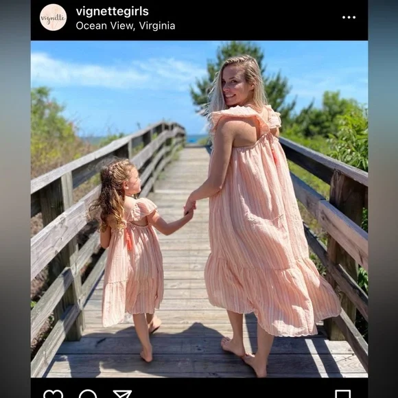 🚫GIFTED🚫 Vignette Striped Dress - Picture 6 of 15